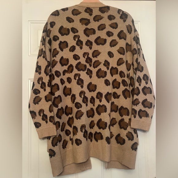 🐆 Pink Lily Leopard Print Open Front Cardigan | Cozy Boutique Style - Picture 4 of 5